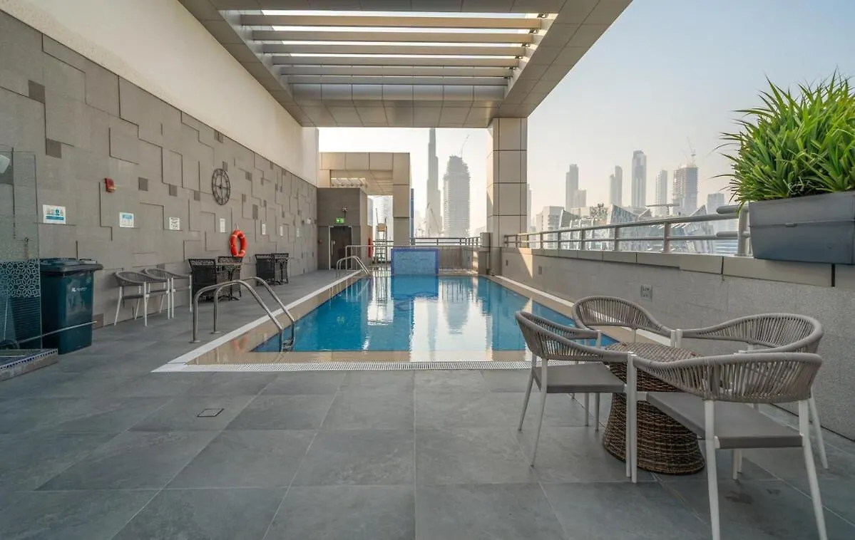 New Studio W & Infinity Pool & Gym Near Burj Khalifa Dubaj 0*,