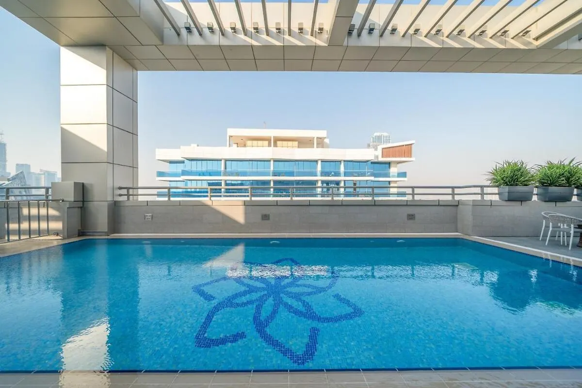New Studio W & Infinity Pool & Gym Near Burj Khalifa Dubai