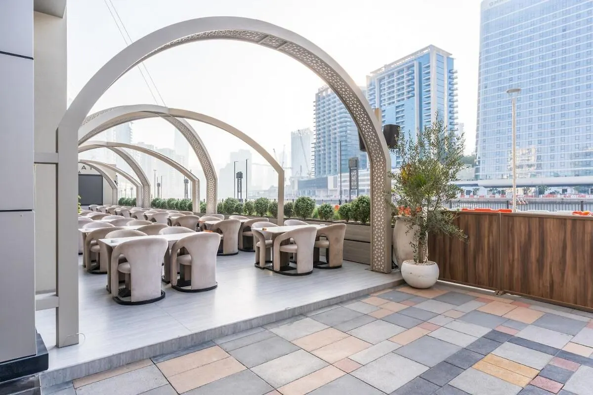 New Studio W & Infinity Pool & Gym Near Burj Khalifa Dubai Apartment