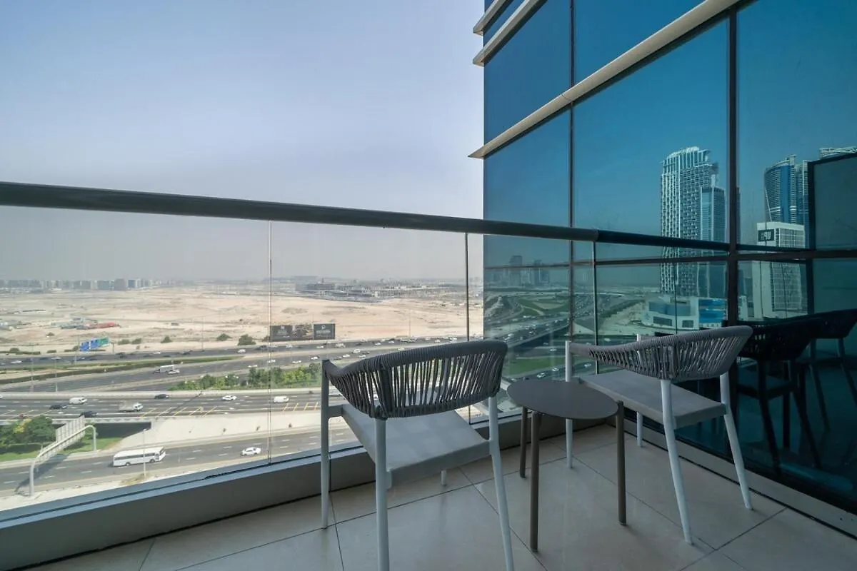 New Studio W & Infinity Pool & Gym Near Burj Khalifa Dubai Apartment