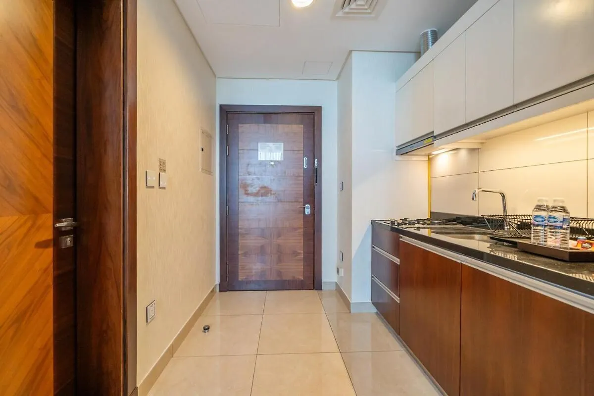 New Studio W & Infinity Pool & Gym Near Burj Khalifa Dubai United Arab Emirates